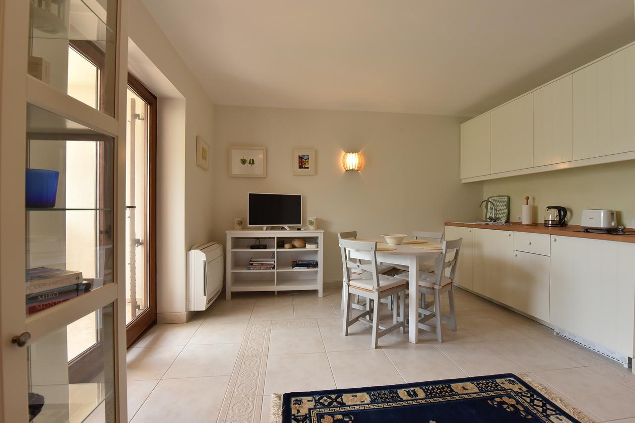 Apartment Maniva Kotor Eksteriør bilde