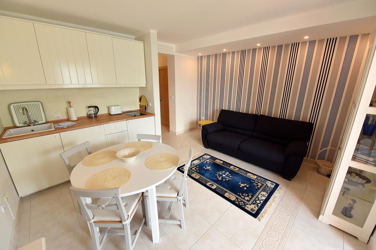 Apartment Maniva Kotor Eksteriør bilde