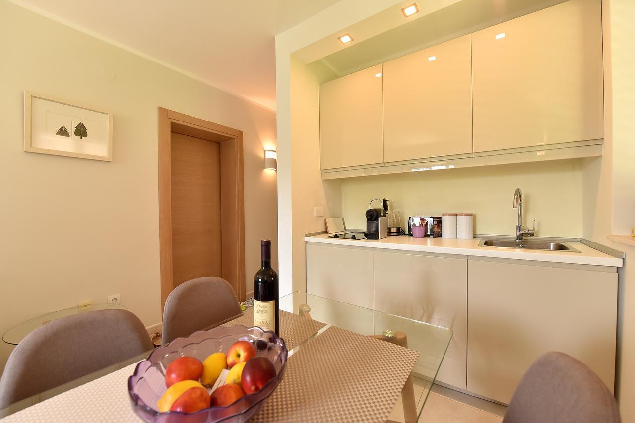 Apartment Maniva Kotor Eksteriør bilde
